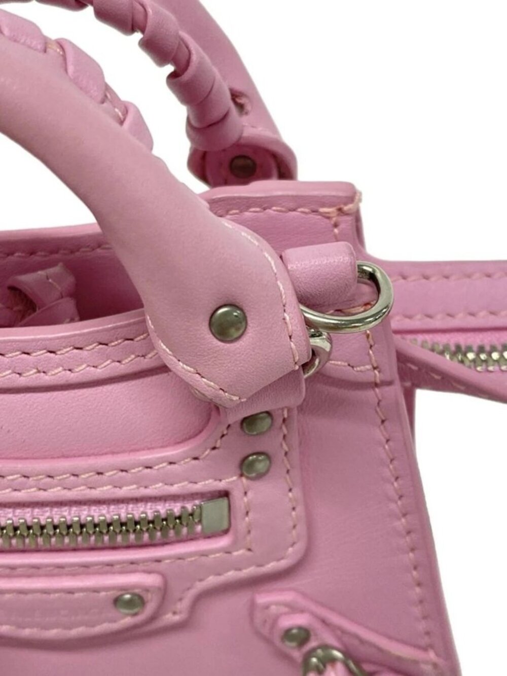 BALENCIAGA neoclassic supernano 669537 Pink Leather Handbag - Picture 13 of 15